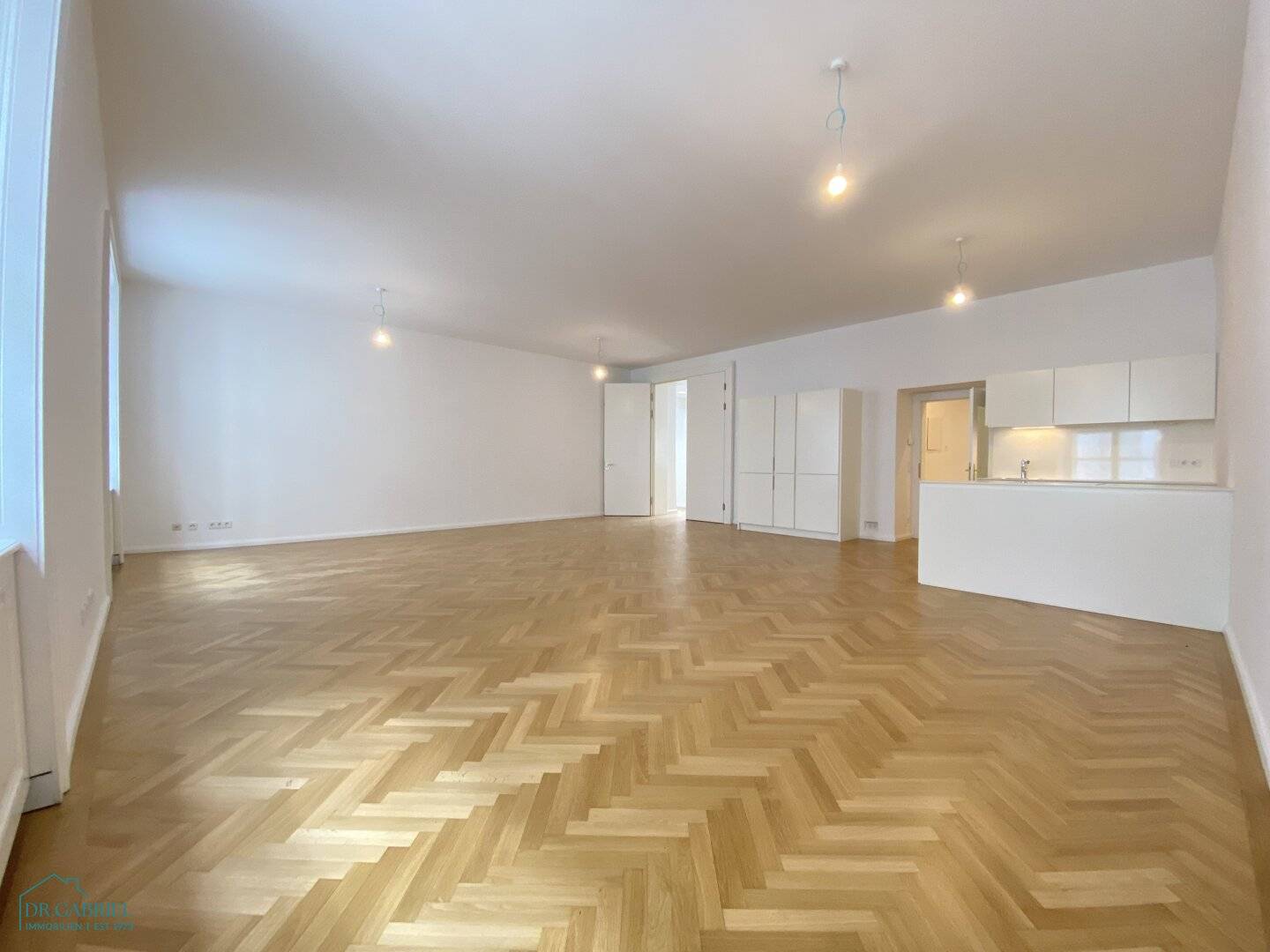 STILVOLLE INNENSTADT-WOHNUNG