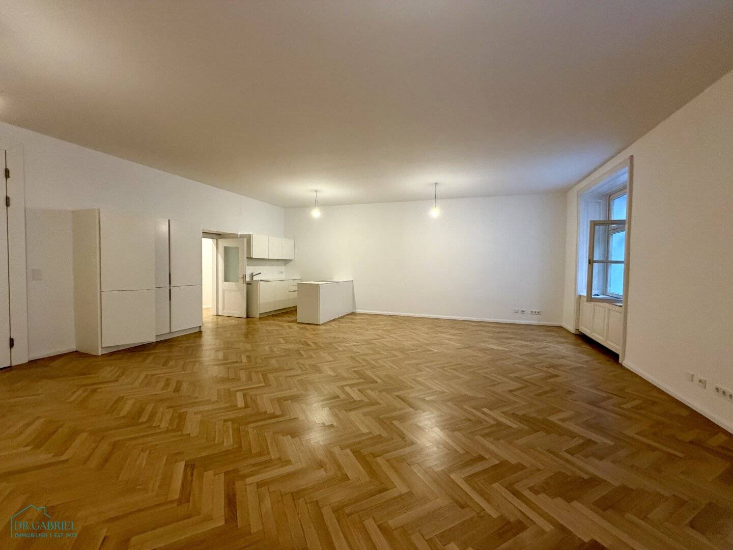 STILVOLLE INNENSTADT-WOHNUNG