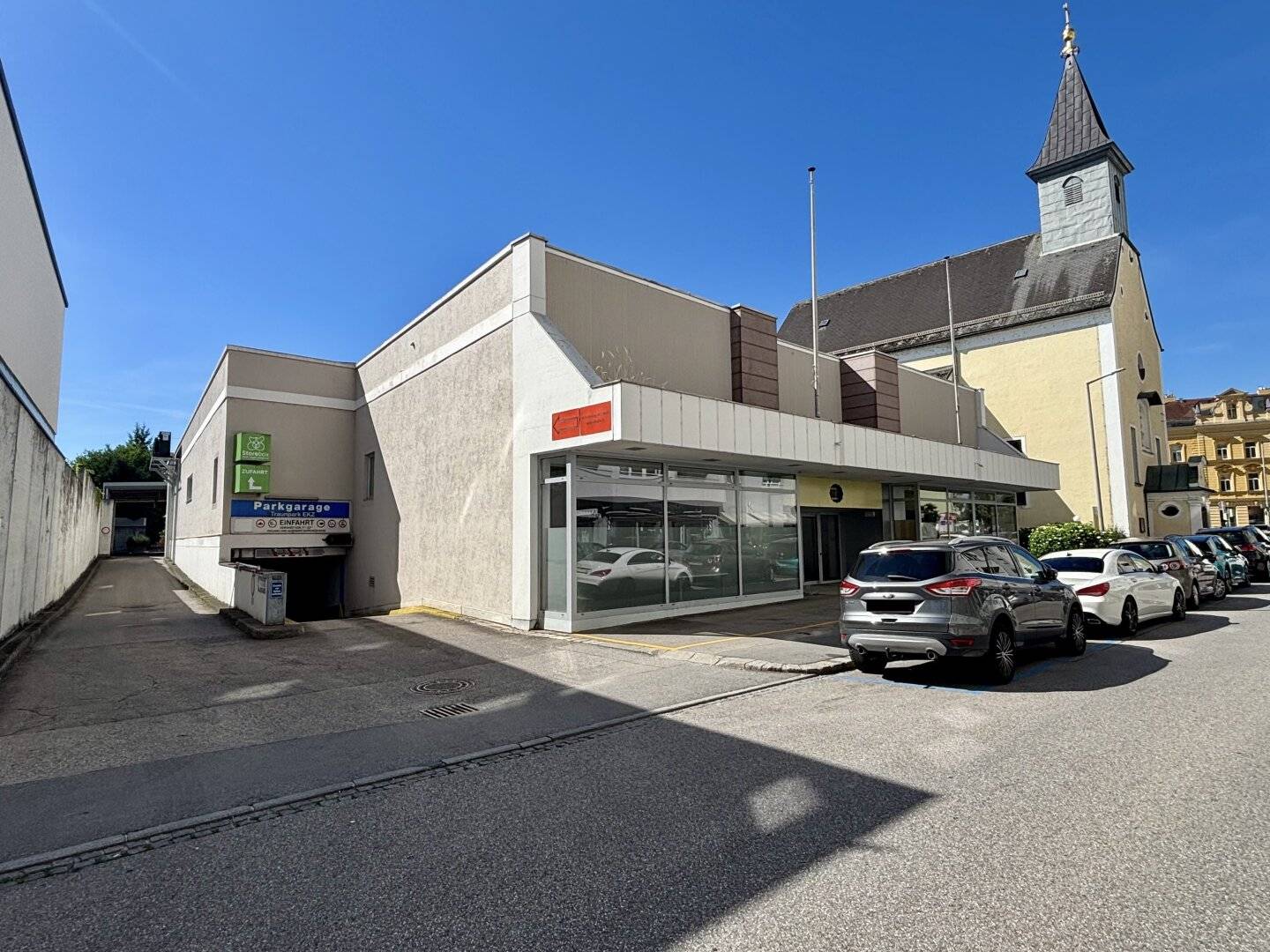 Teilvermietetes Gewerbeinvestment mit Entwicklungspotenzial | 2.977 m² | Kaufpreis je m² € 494 | Rendite bis 12,4 %