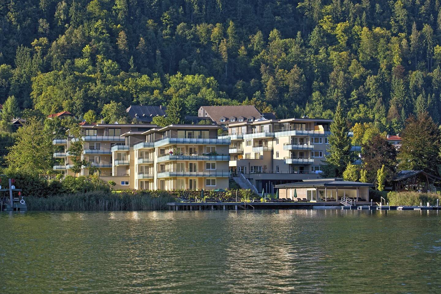 Hotel Apartments direkt am Ossiacher See (Buy to let)