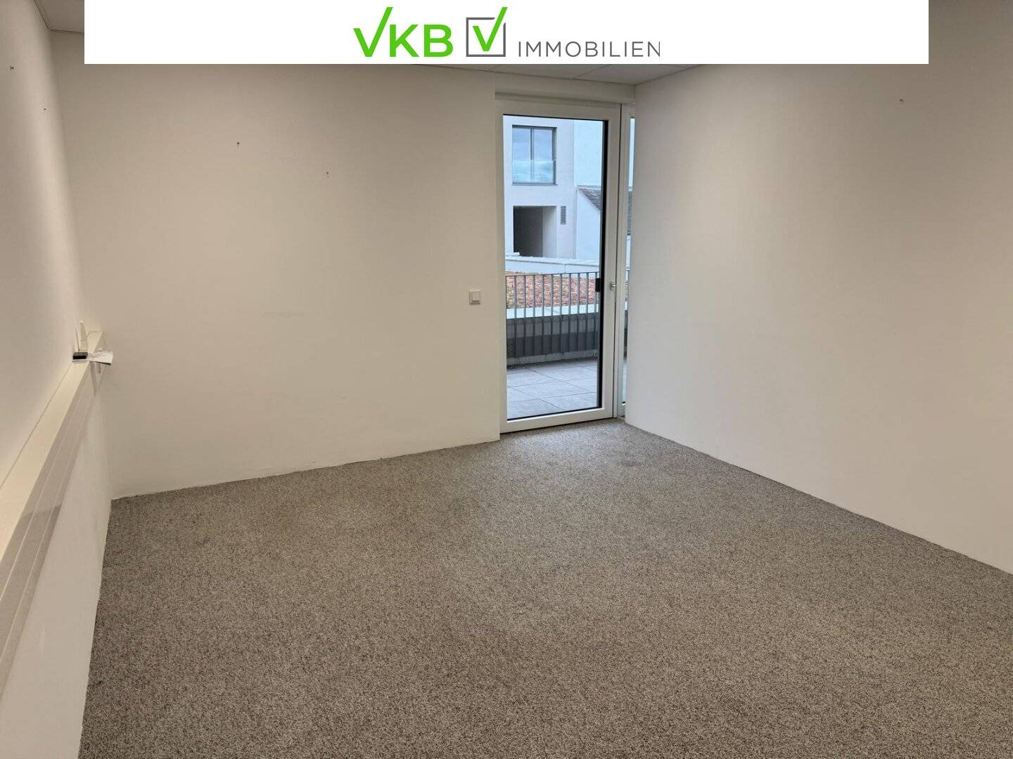 Modernes Büro mit großem Balkon  in Bestlage – Kaiser-Josef-Platz, Wels