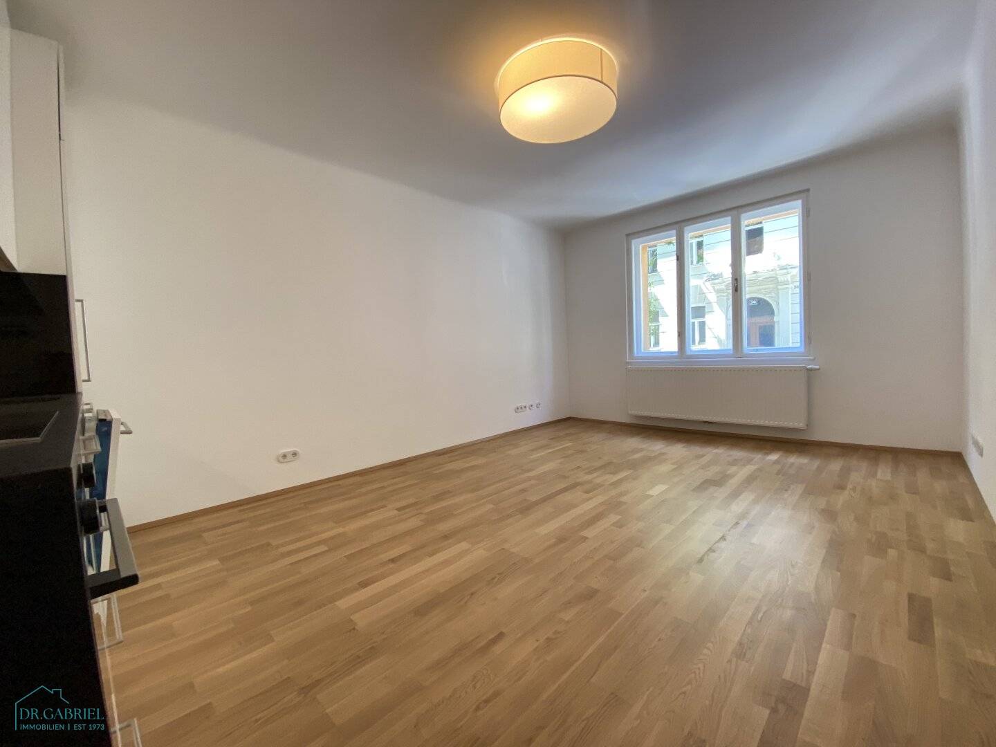 Completely renovated 3 room apartment raised ground floor not suitable for shared living�?�?no WG? no, we must not include extraneous characters