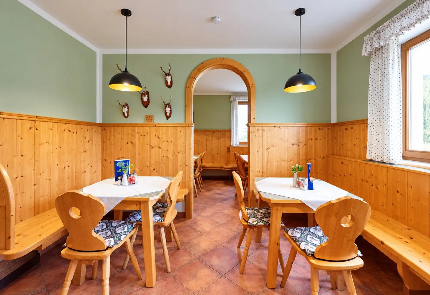 Gastgeben & Wohnen im Gurktal: Gasthaus mit zwei Wohneinheiten