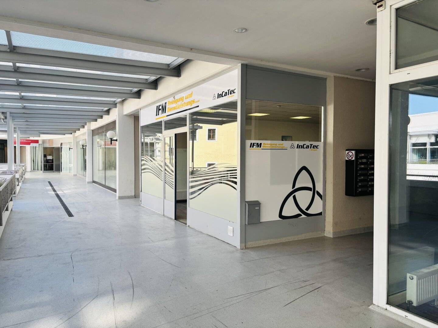 6,6 % Rendite – vermietete Gewerbeeinheit in Wels um € 95.000,- zu verkaufen!