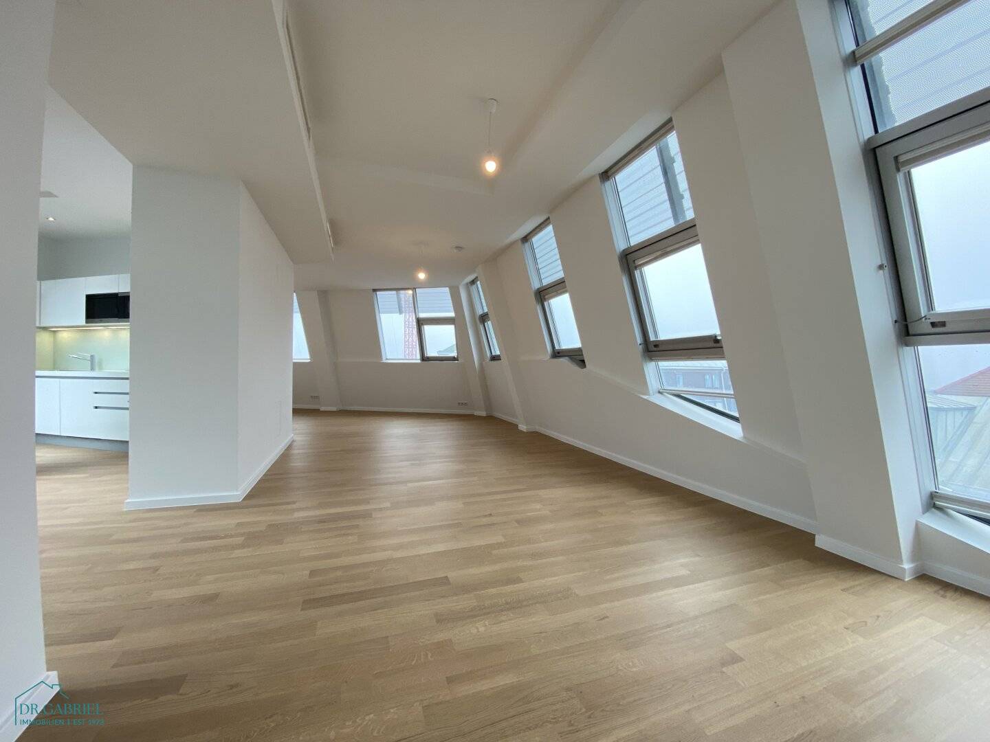 DACHTERRASSENWOHNUNG mit TOLLEM BLICK