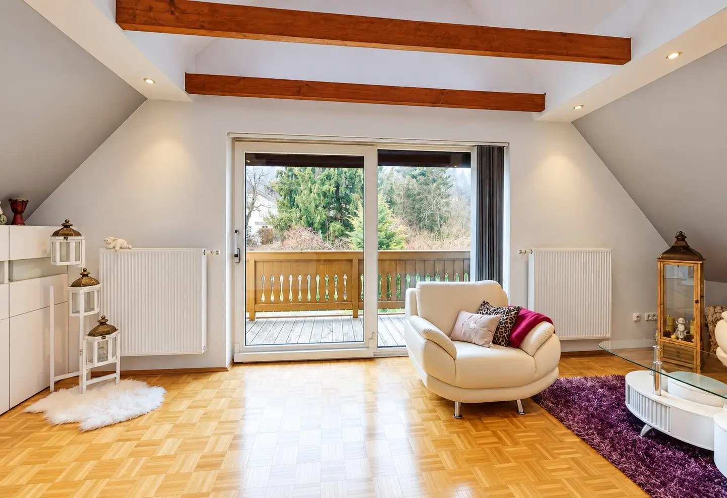 Fully renovated 172 m² family jewel in prime Klagenfurt-Viktring location: high-quality triple glazing, garage &amp; lake proximity