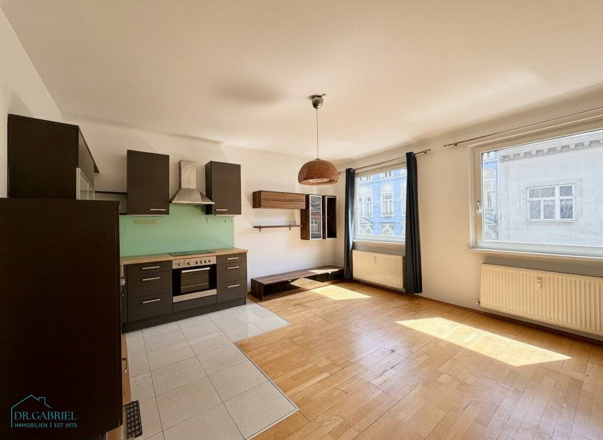 Bright apartment near Brunnenmarkt