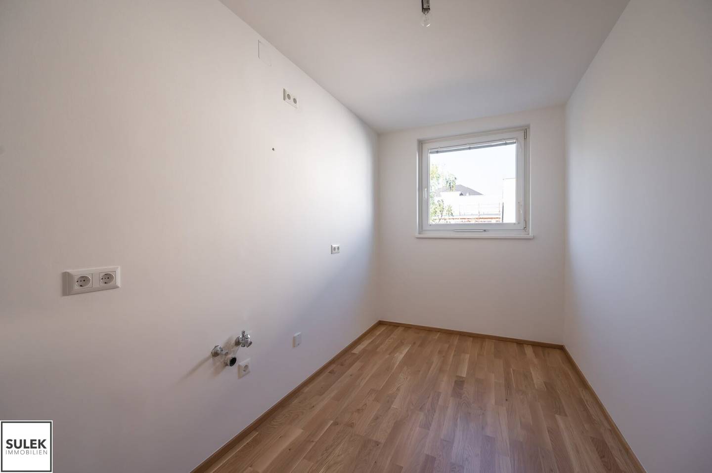 Sanierte Wohnung Loggia Fußbodenheizung