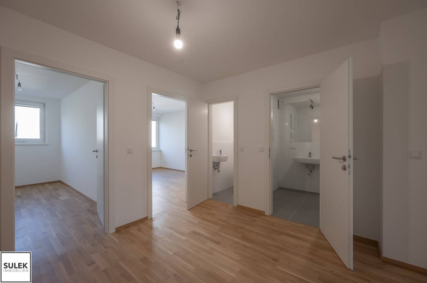 Sanierte Wohnung Loggia Fußbodenheizung