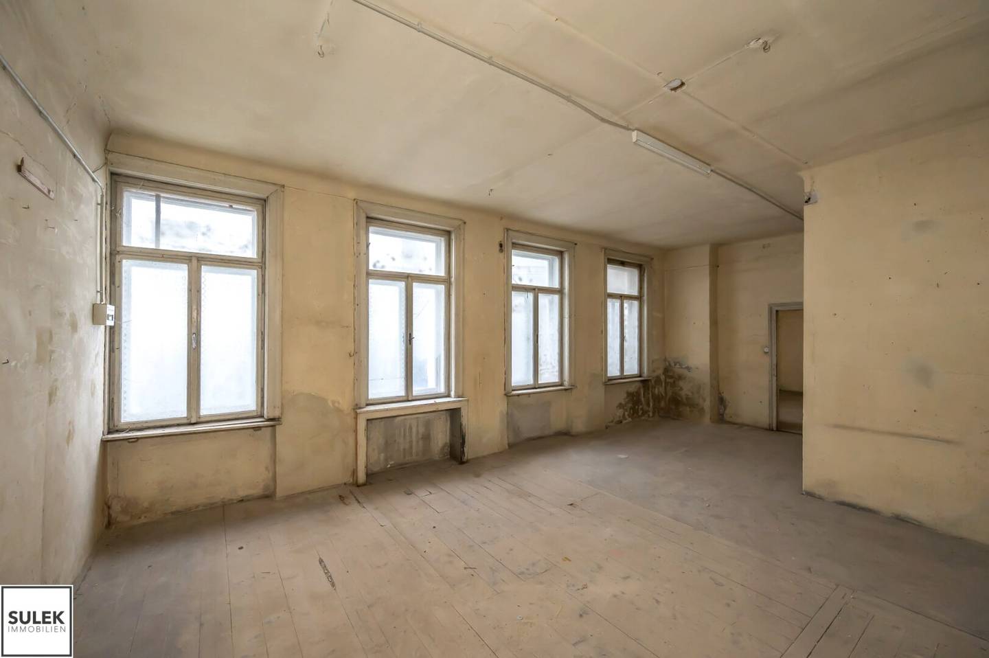 Witthauergasse 17 - sanierungsbedürftige Räume zur Entfaltung - Galerie/Loft/Kreativräume