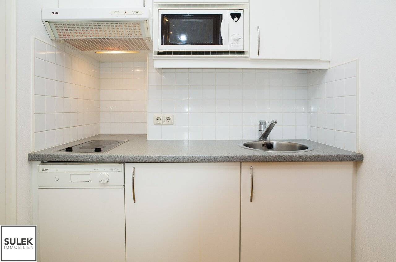 Quiet apartment near Schwarzenbergpark