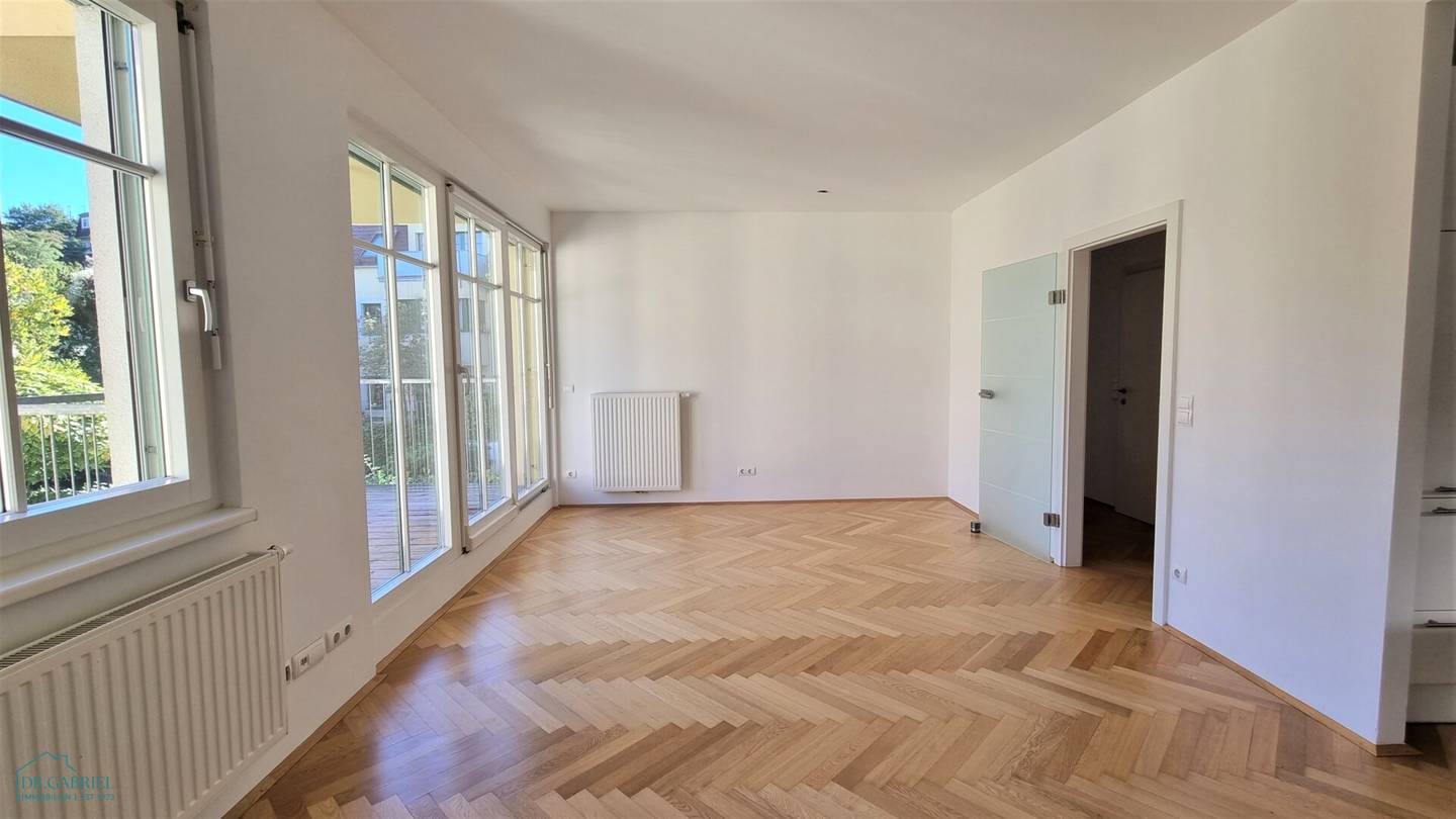 Balcony Rent in Green Quiet Location? No, remove question mark.