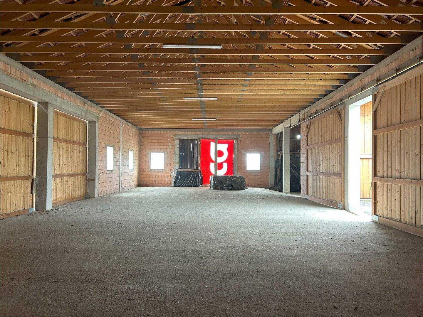 Warehouse hall in St. Leonhard bei Freistadt with different sizes available at 4 €/m²