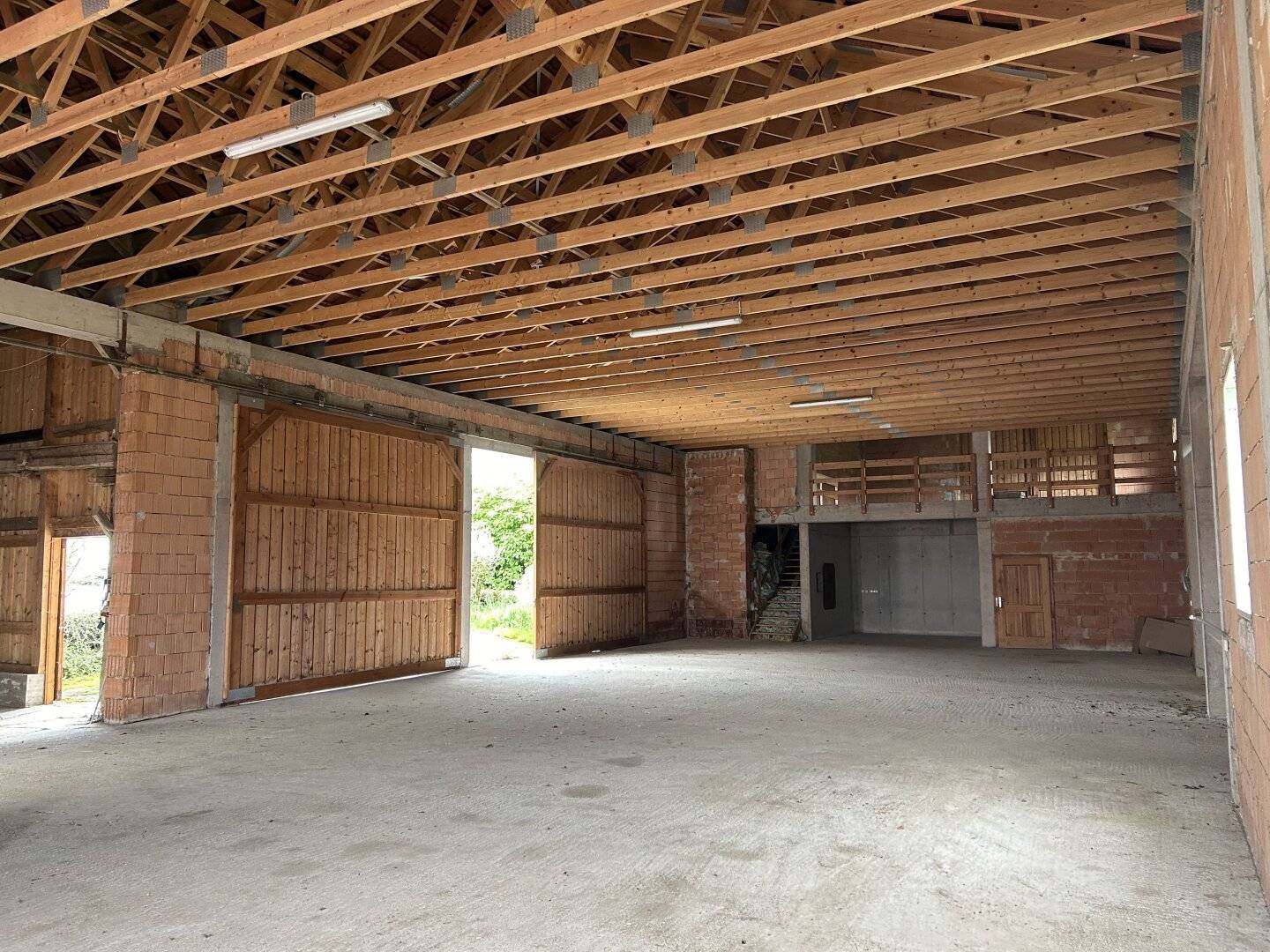 Warehouse hall in St. Leonhard bei Freistadt with different sizes available at 4 €/m²