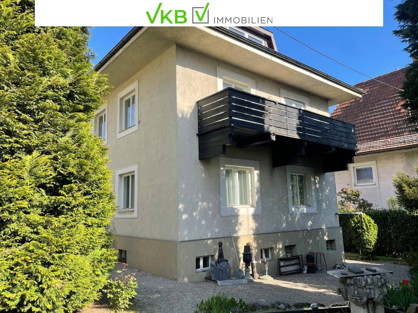 Stilvolle Villa mit künstlerischem Charme in zentraler Lage am Froschberg