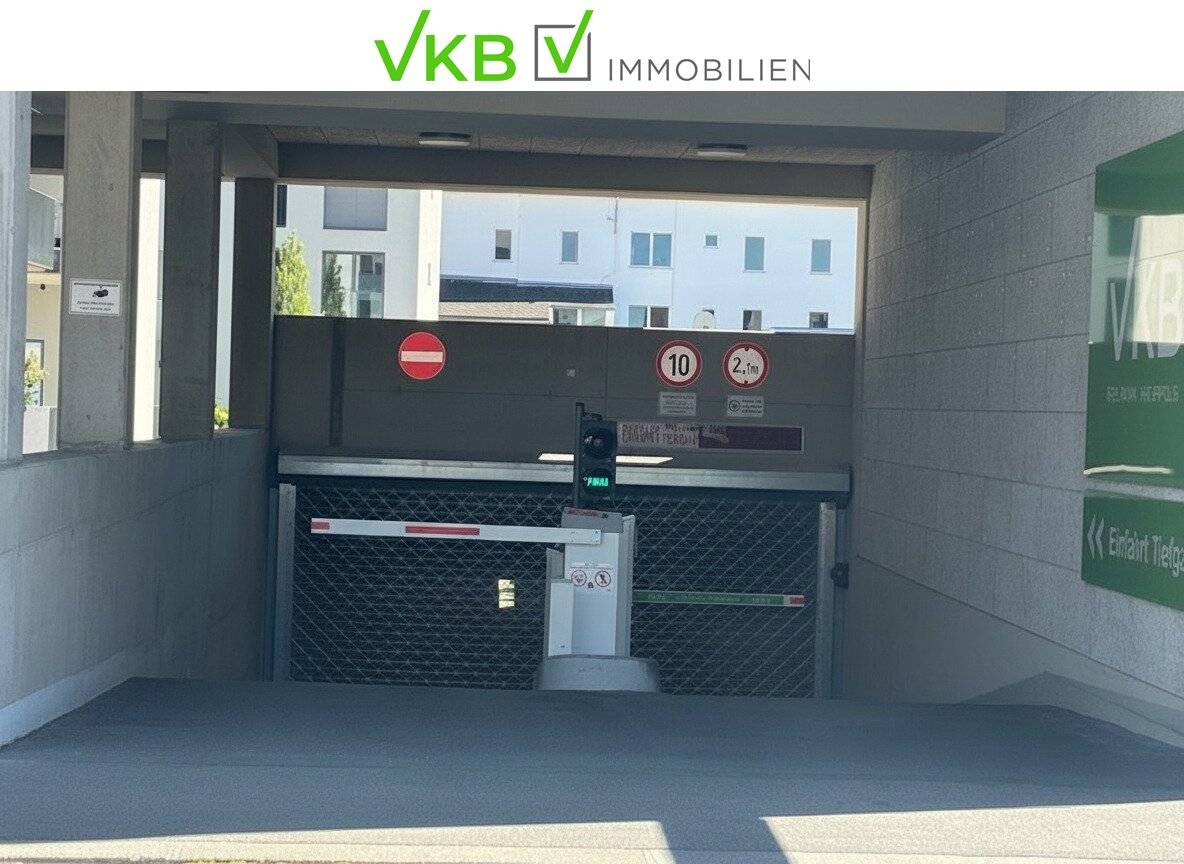 Tiefgaragenplatz Wels Zentrum (Kaiser-Josef-Platz) – sicher & breit