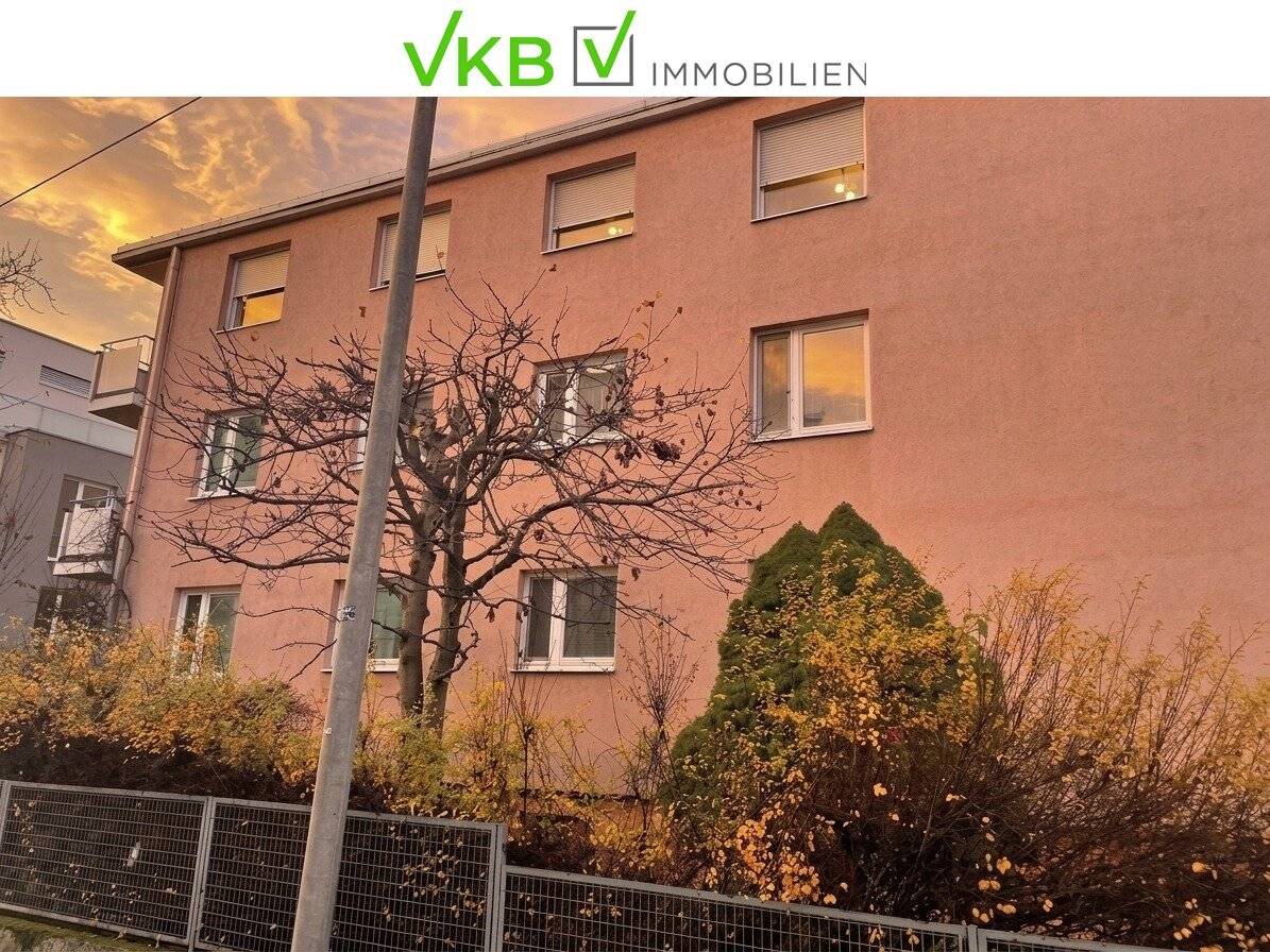 Platz zum Leben am Auberg – große 5-Zimmer-Familienwohnung mit Garage, Balkon und Loggia