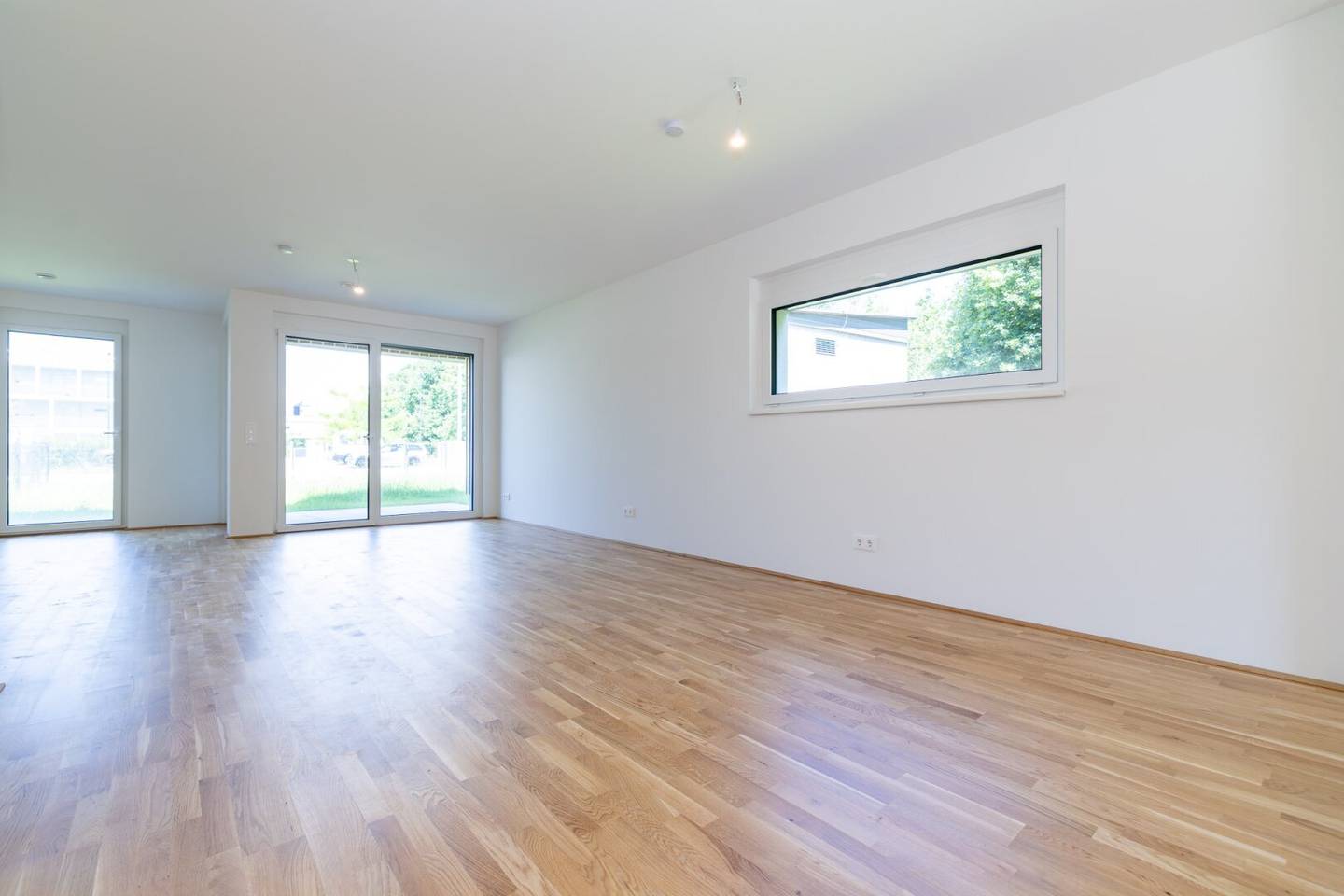 1. Wohnzimmer