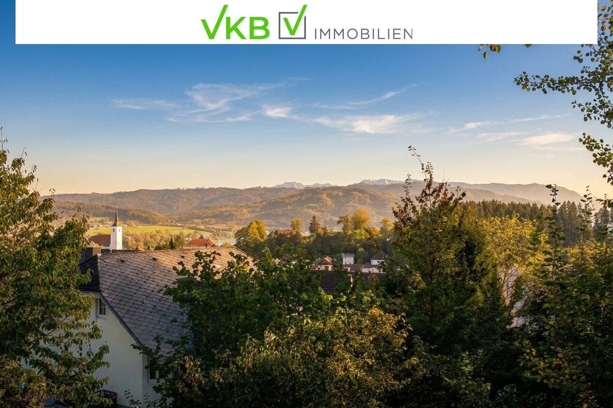 SEEWALCHEN AM ATTERSEE: Charmantes Wohnjuwel mit zusätzlichem Grundstück, Weinkeller & Doppelcarport in begehrter Attersee-Lage!