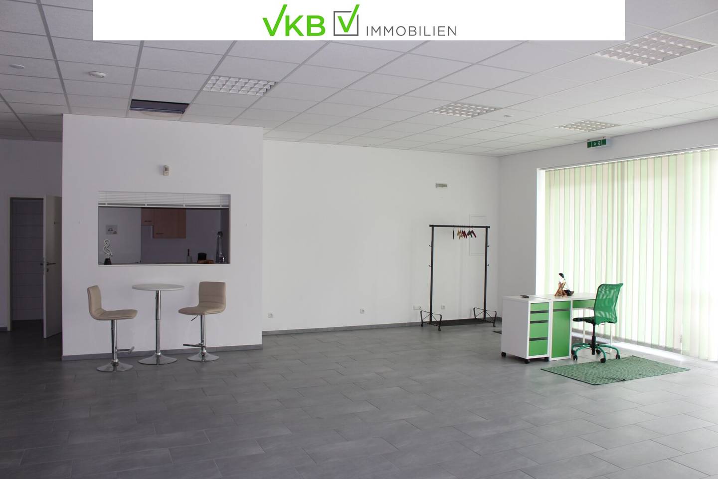 GEWERBEIMMOBILIE FÜR ANLEGER - BARRIEREFREI - ZENTRALE LAGE