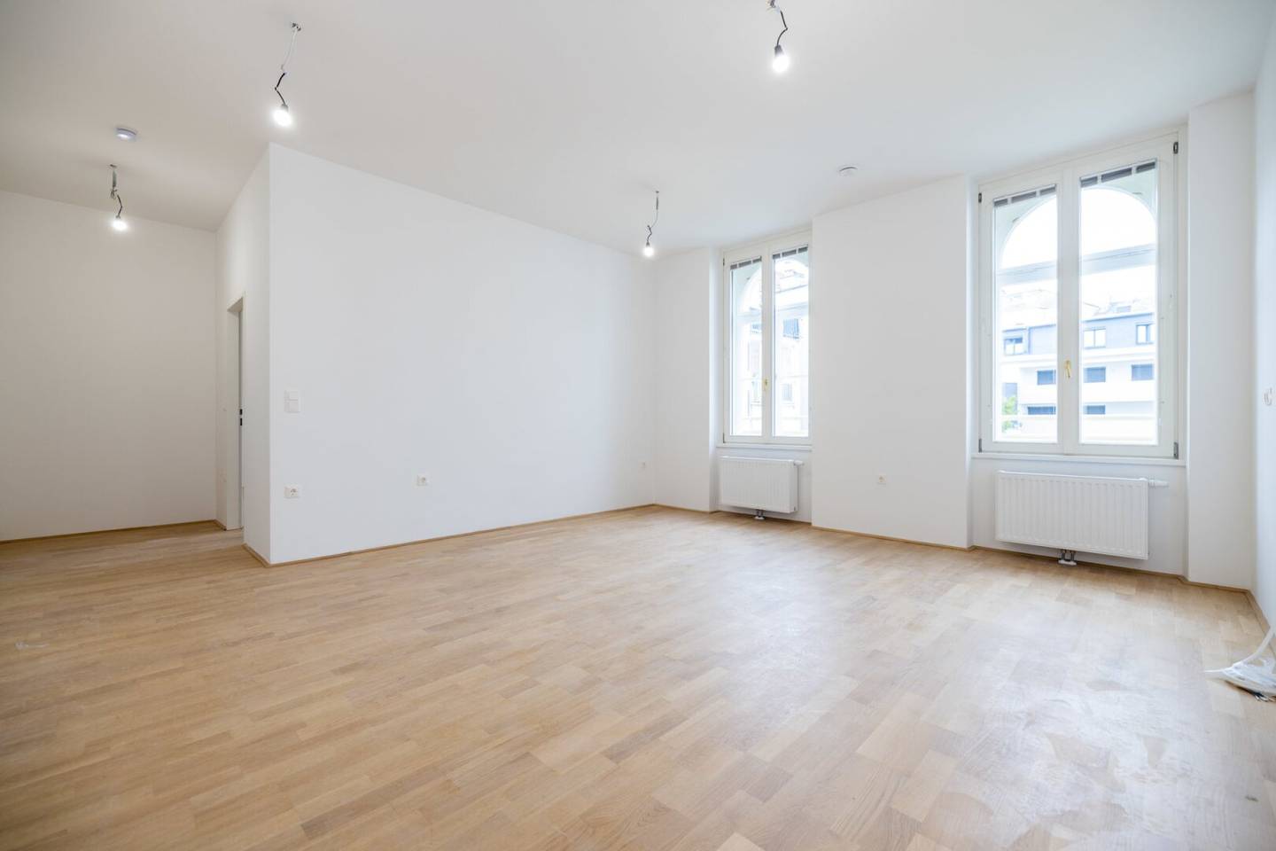 Care possible – centrally located 3 Zimmerwohnung with balcony in Wiener Neustadt (German title preserved)
