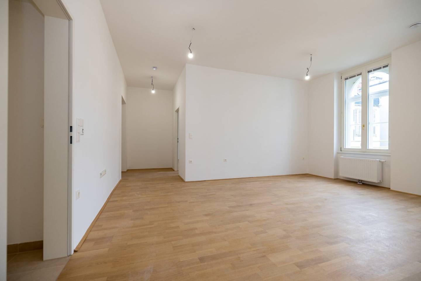 Care possible – centrally located 3 Zimmerwohnung with balcony in Wiener Neustadt (German title preserved)