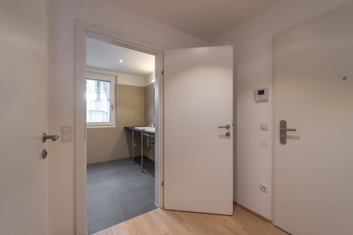 ++COMMISSION-FREE++ High-quality 2-room apartment with loggia, PRIME LOCATION