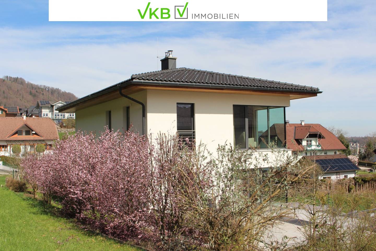 UNVERBAUBARES TRAUNSEE-PANORAMA - EIN OBJEKT DER SUPERLATIVE - ZWEI GRUNDSTÜCKE (Nebengrundstück mit 892m² ohne Bauzwang)