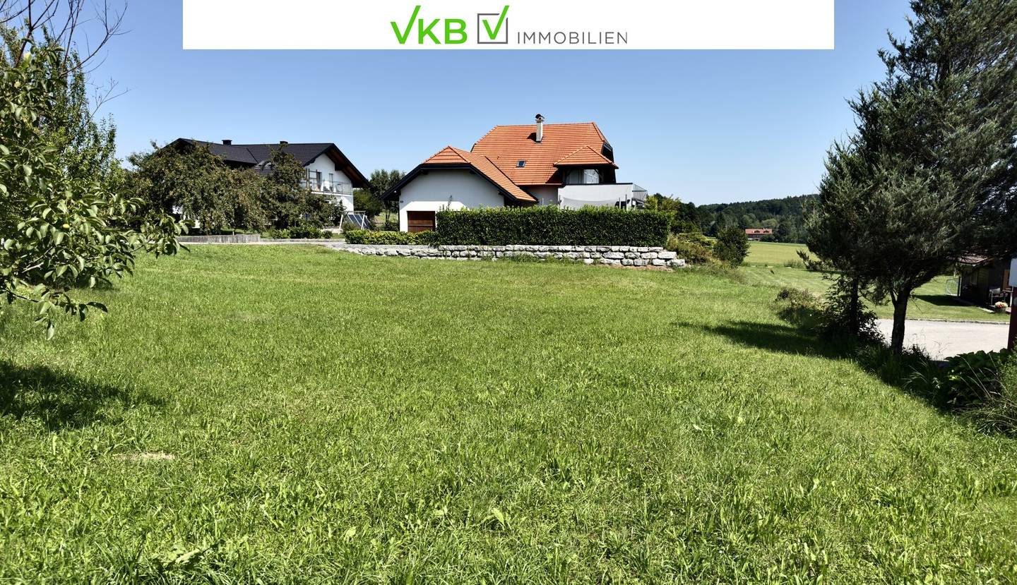 OSTERMIETHING | GUMPLING: Your future farming experience in the green countryside! Plenty of space for visions in a dream location!