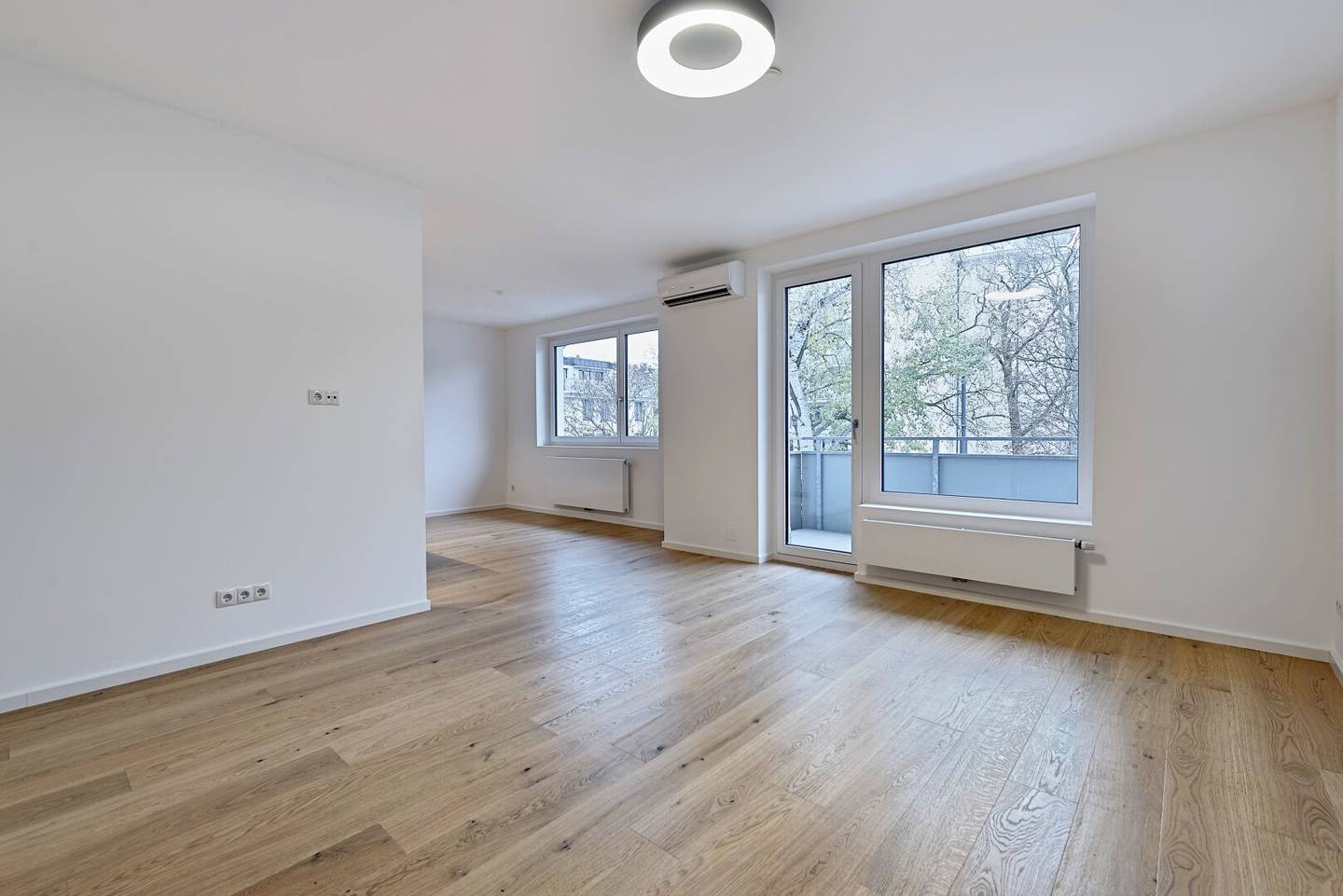 Neu sanierte 3 Zimmerwohnung in schöner Lage!!!