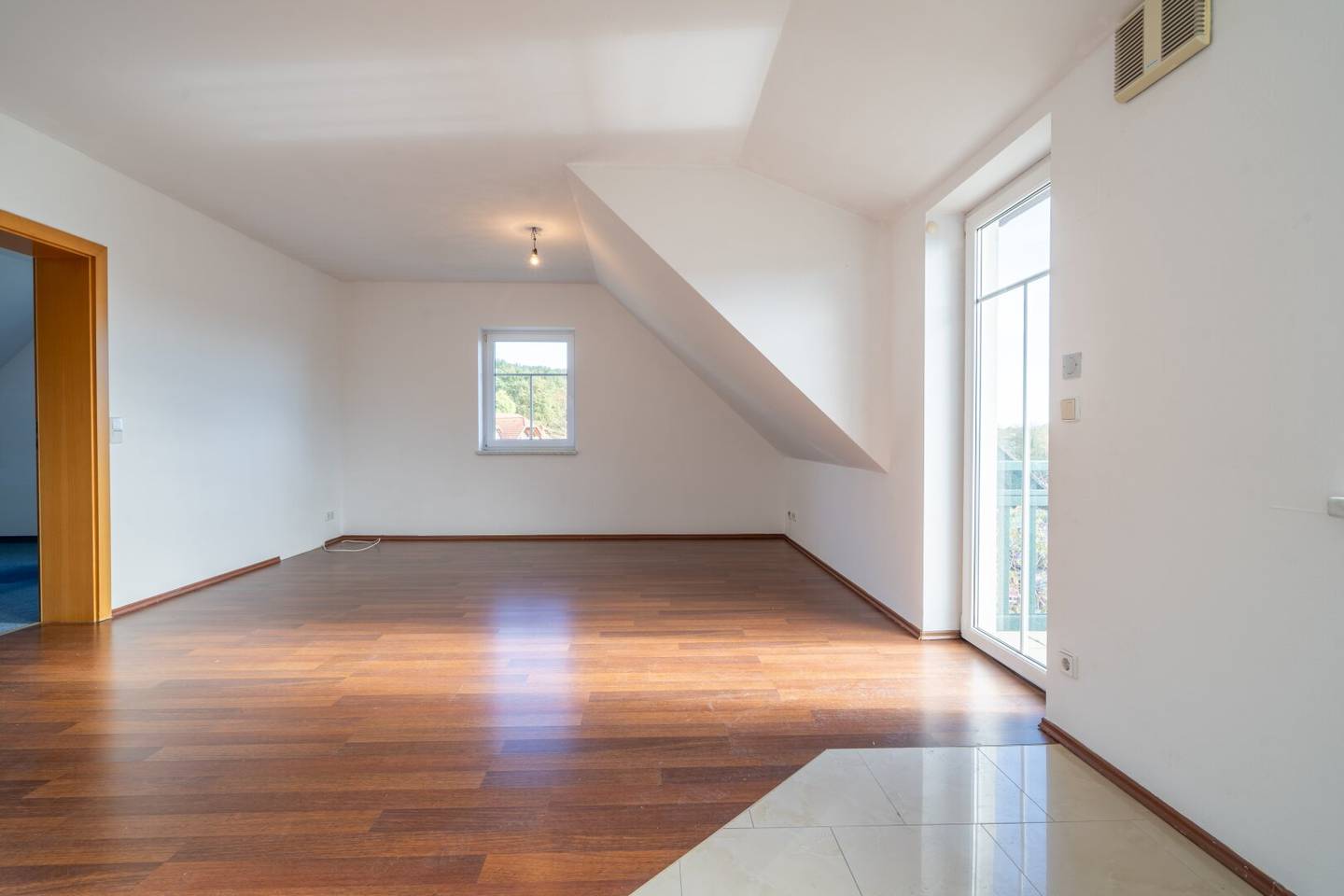 Hofamt Priel - 3 room apartment with balcony and swimming pond