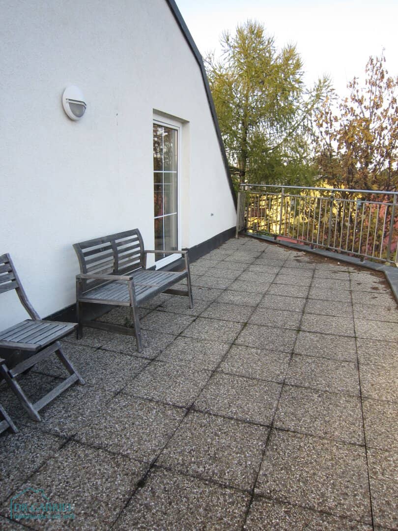 Semi-detached house with garden
