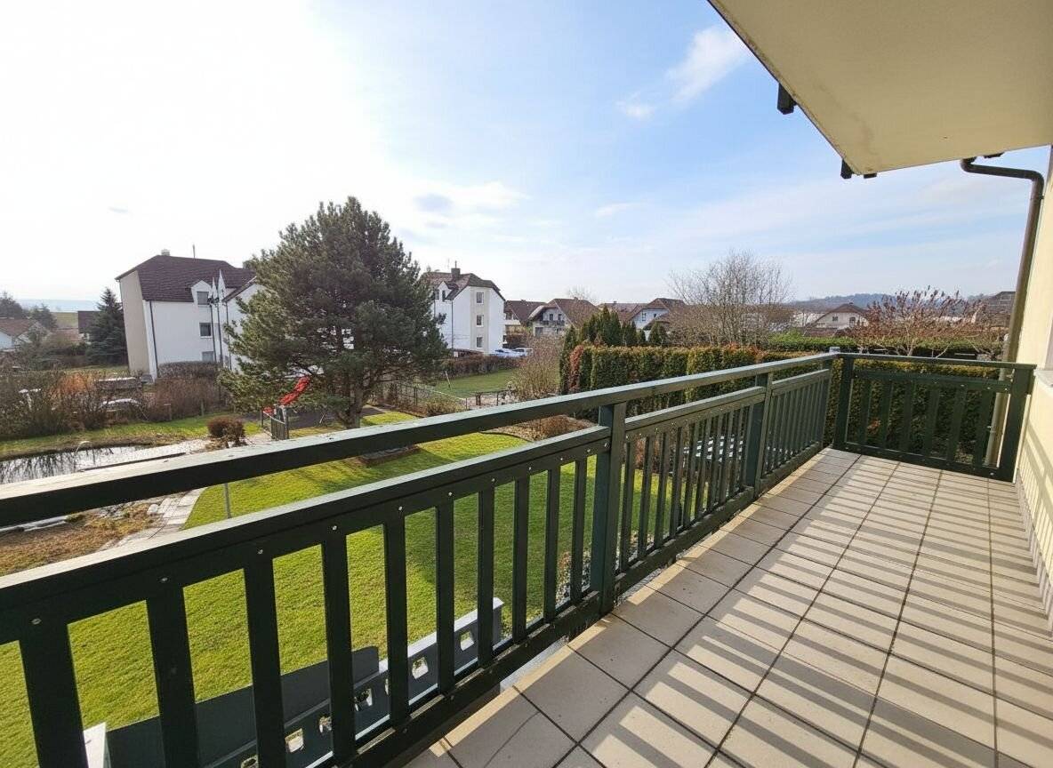 Feel good apartment with balcony, swimming pond and plenty of nature in Hofamt Priel