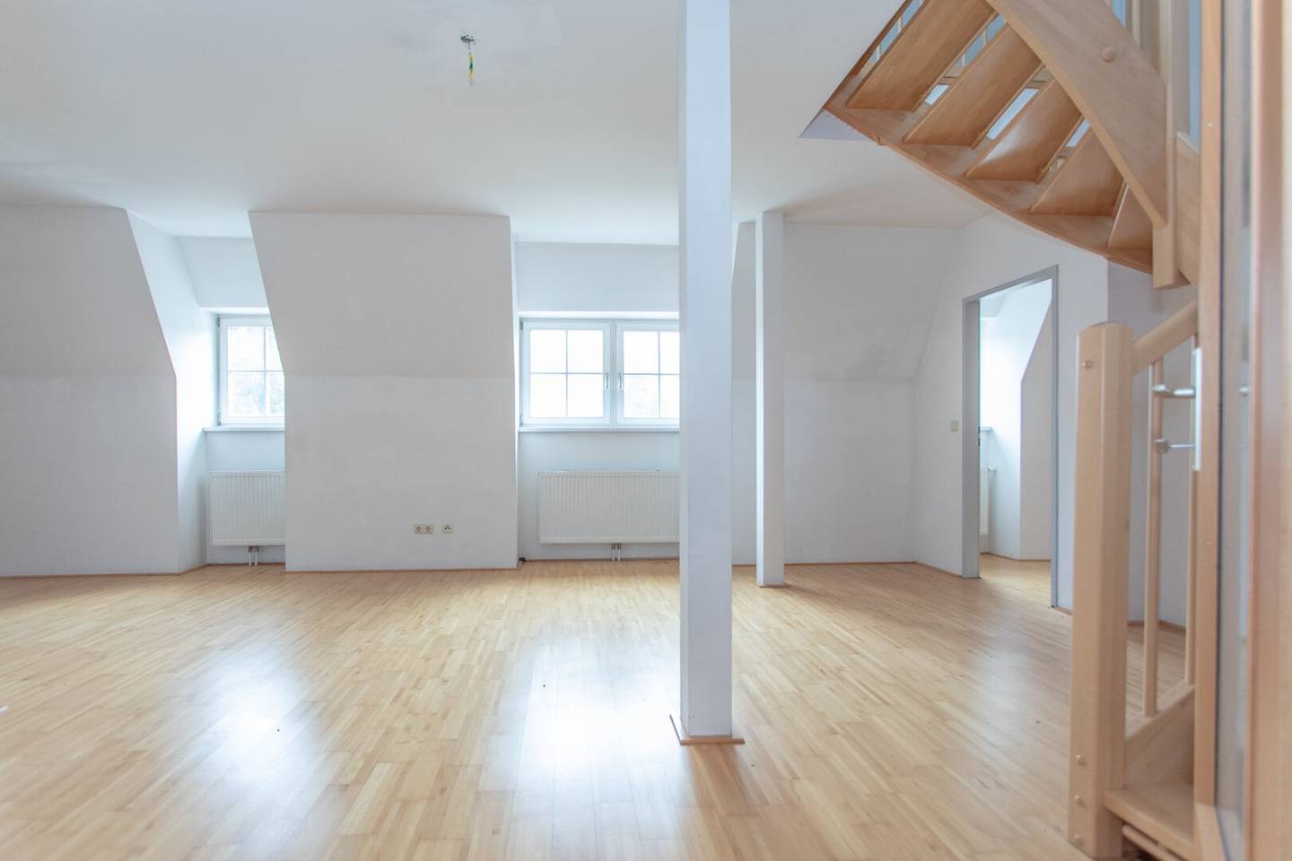 Dreamlike 3 room maisonette apartment with gallery character in Gresten