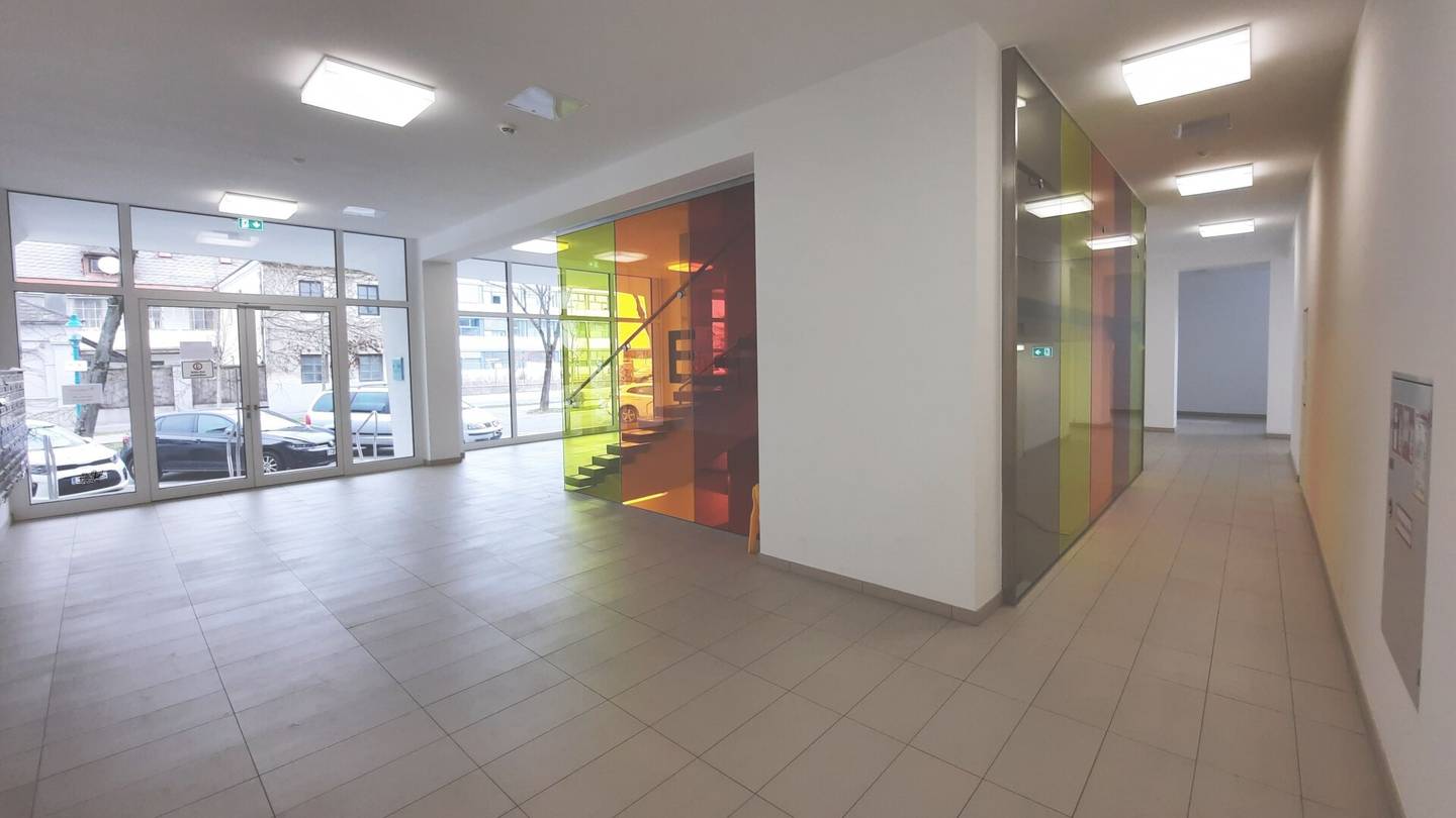 ERSTBEZUG in 3100 St. Pölten - 407m² Gewerbefläche