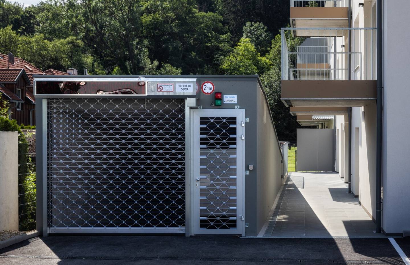 Underground parking space in Pressbaum commission free