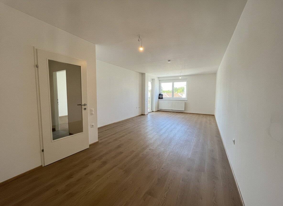 Betreuung möglich! - helle 2 Zimmerwohnung mit Balkon in Spillern