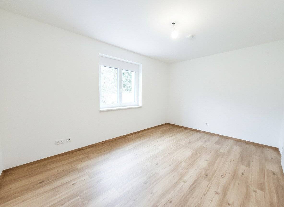 Modern two room apartment with balcony and good connectivity near Amstetten
