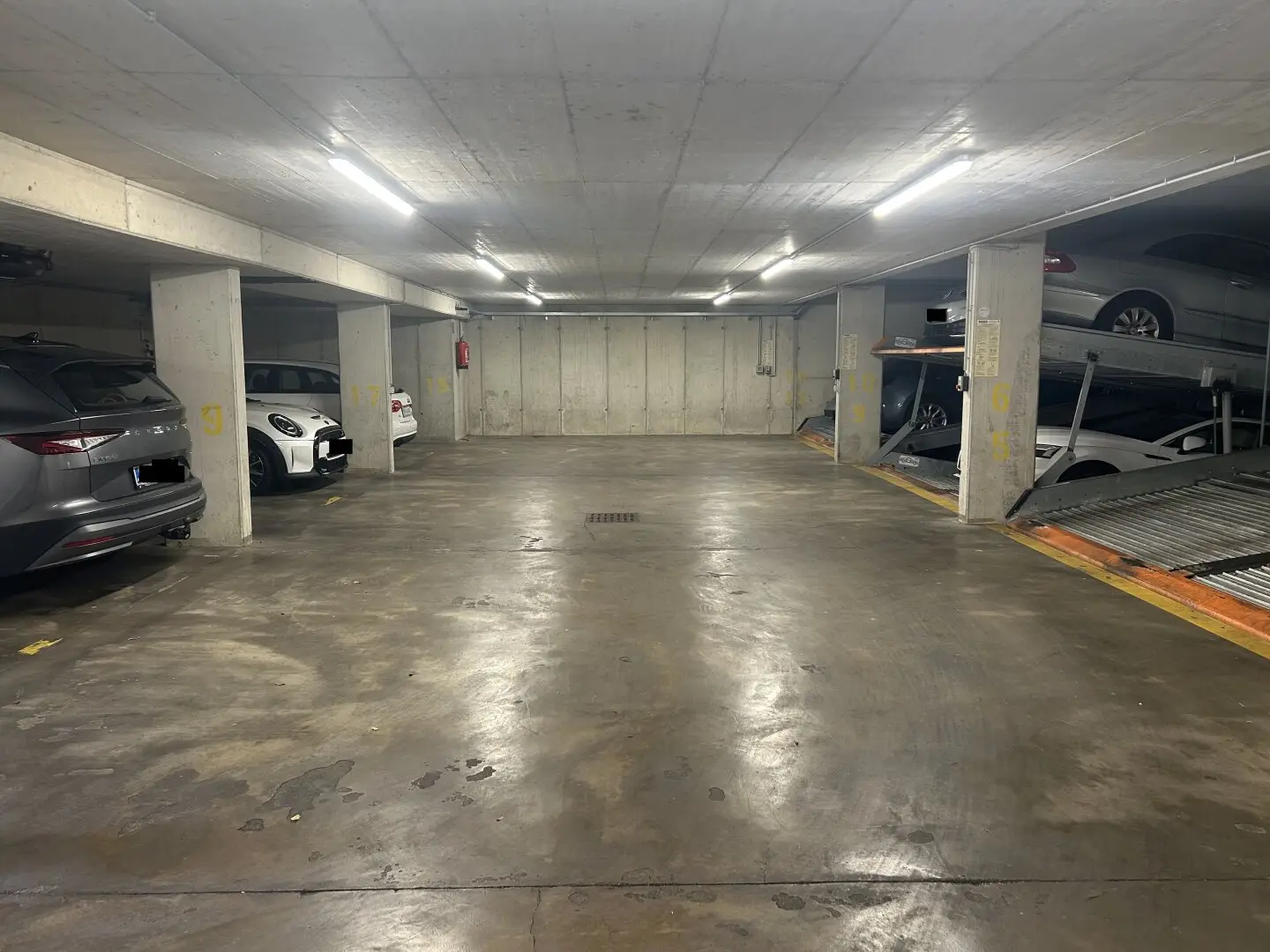 Underground stack parking at 1230 Wien Endresstraße 64 upper floor available commission free