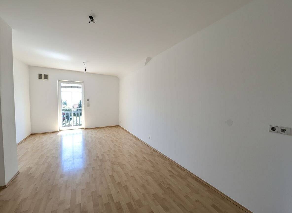 2-Zimmer-Wohnung mit Balkon und Schwimmteich in Hofamt Priel