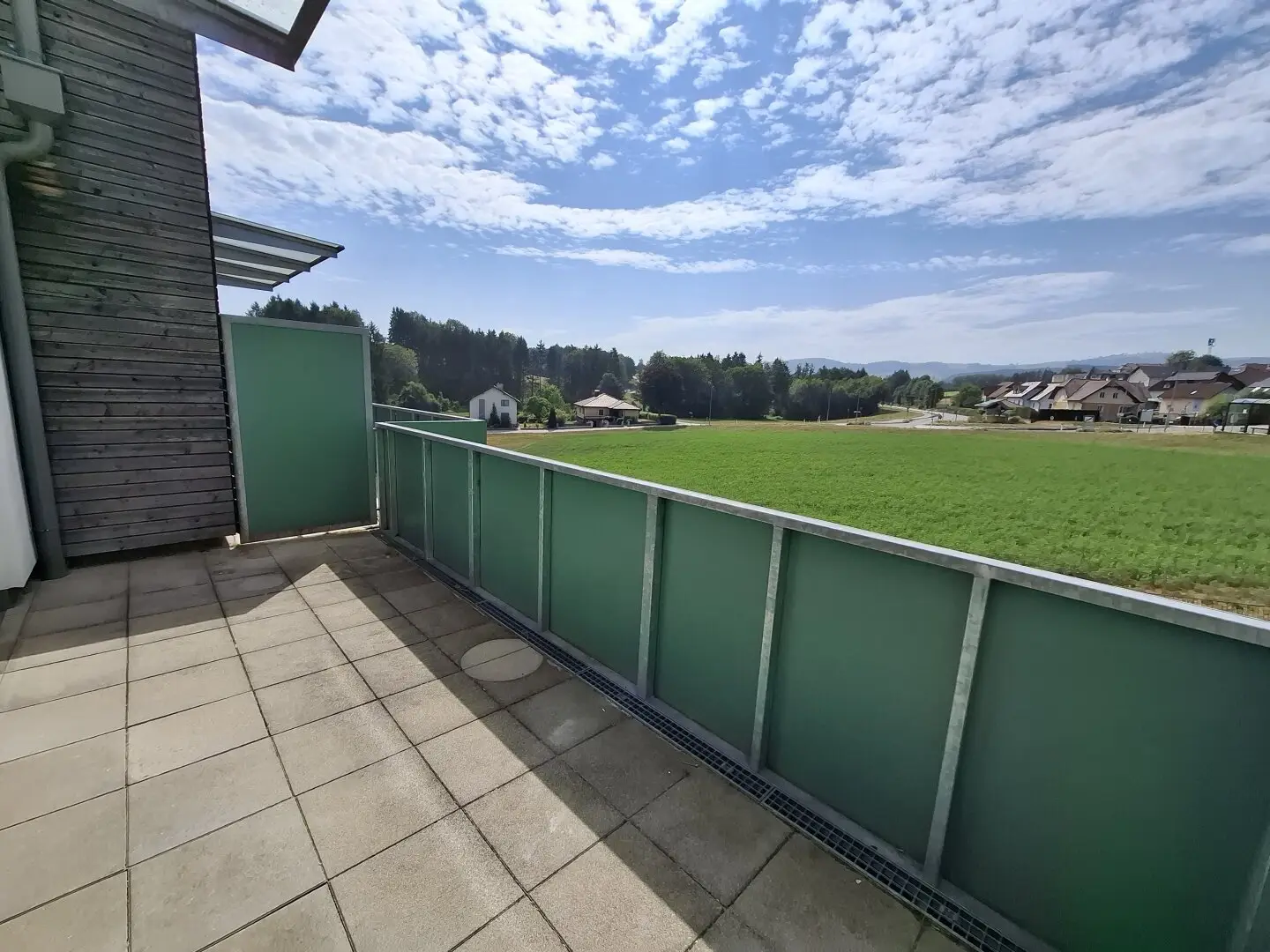 Euratsfeld idyllic 3 room apartment with view of greenery