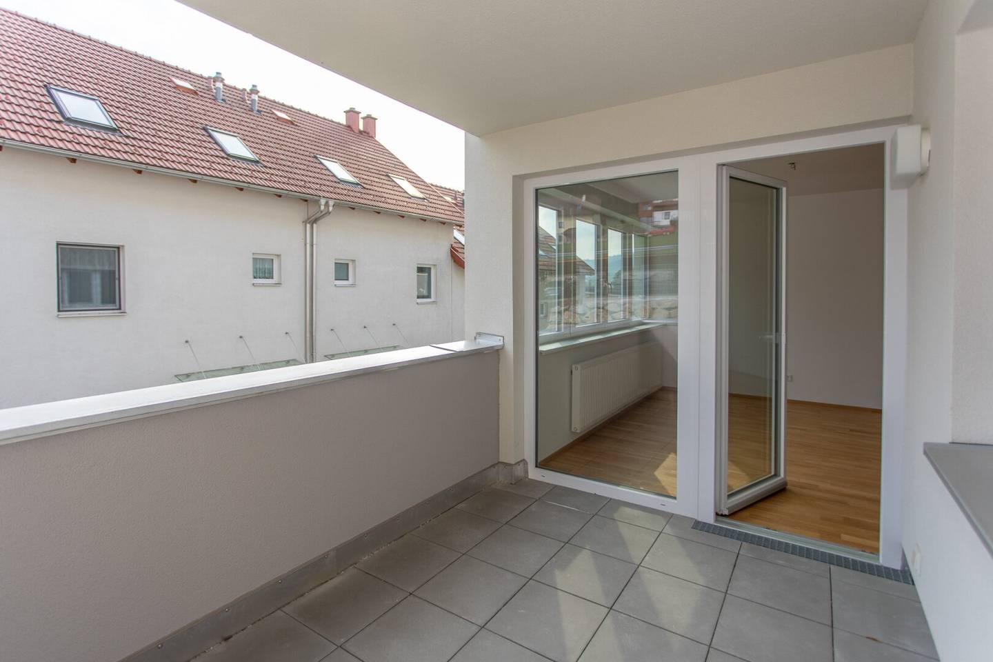Gresten - beautiful 3-room apartment with a view of the greenery - purchase option