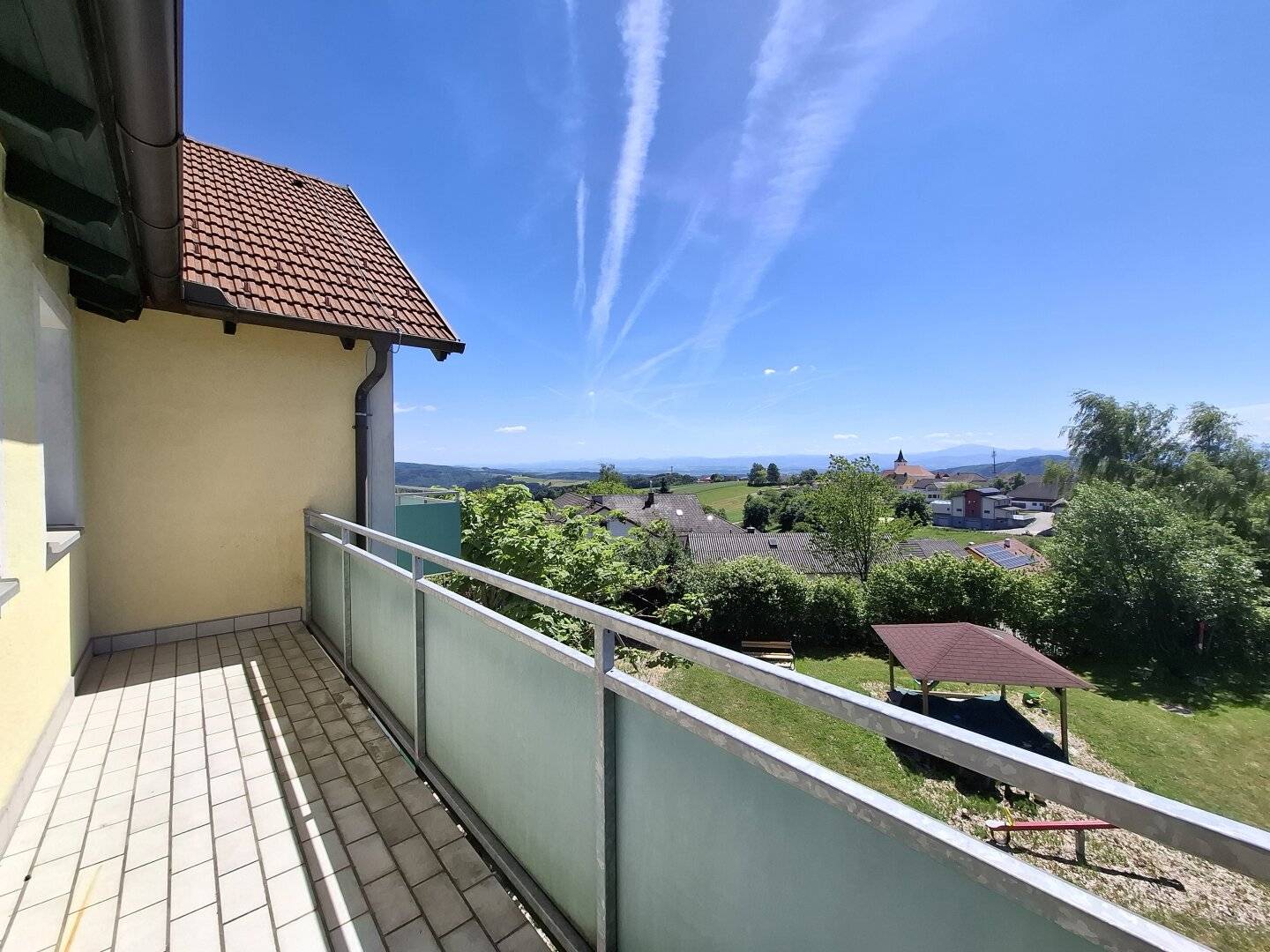 Nöchling lovely attic apartment (Melk District) with its own bathing pond