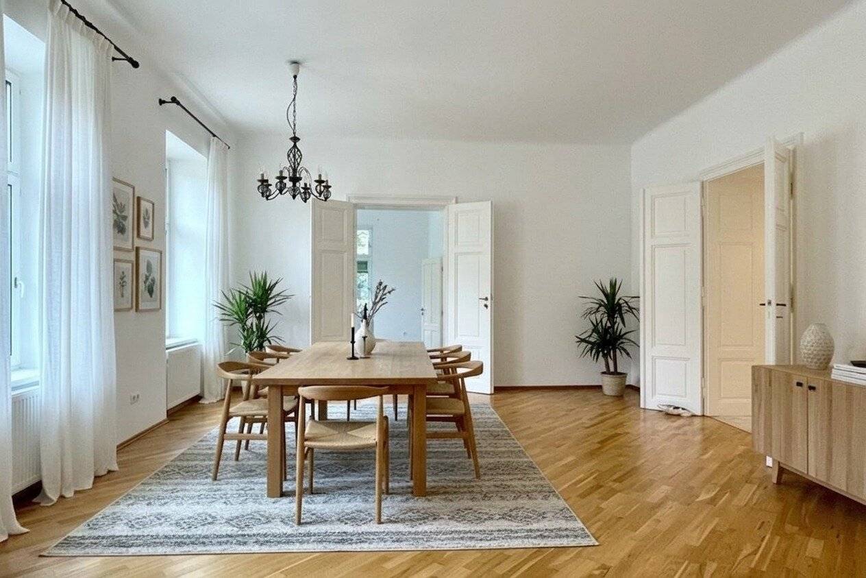 Großzügige Altbauwohnung mit Balkon in Pressbaum