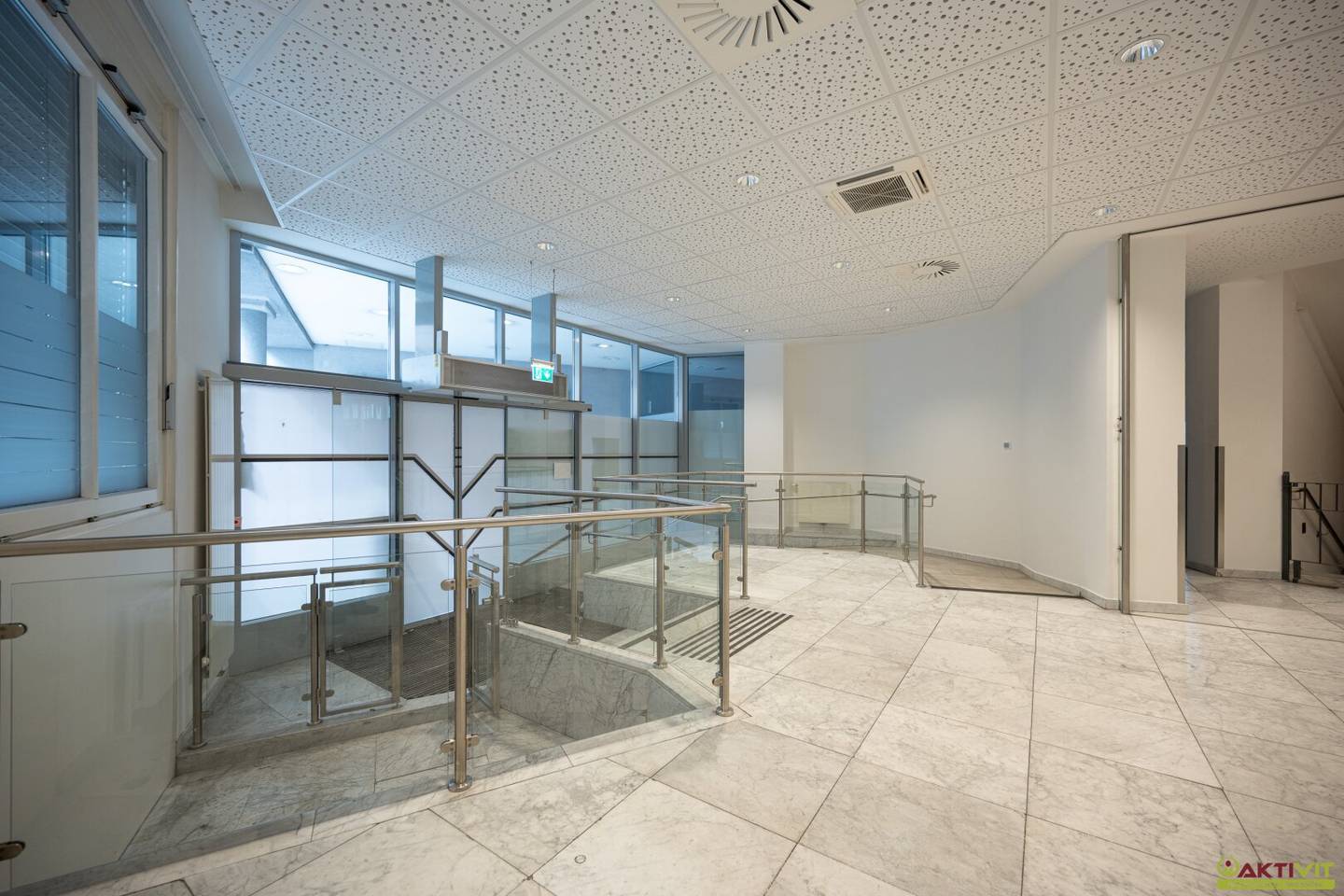 Großzügige Bürofläche in stark frequentierter Stadtlage nahe Hauptbahnhof.