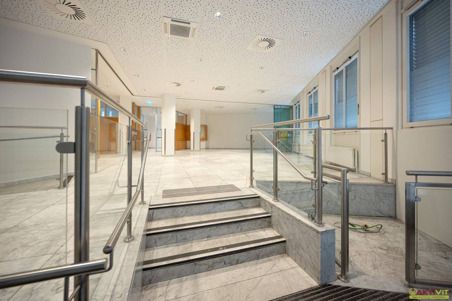 Großzügige Bürofläche in stark frequentierter Stadtlage nahe Hauptbahnhof.