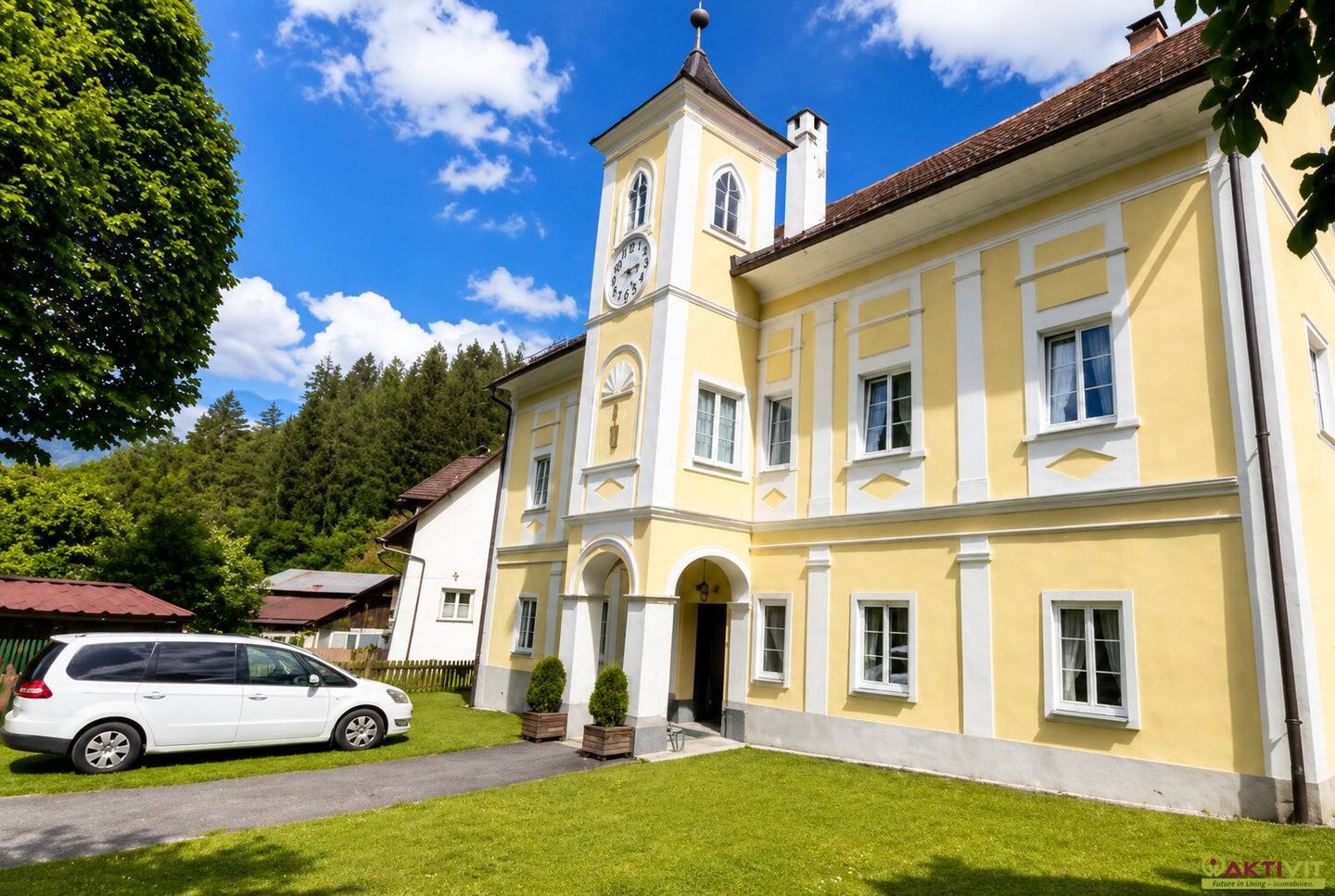 Historisches Zinshaus mit fünf Wohneinheiten in zentraler Lage von Trieben