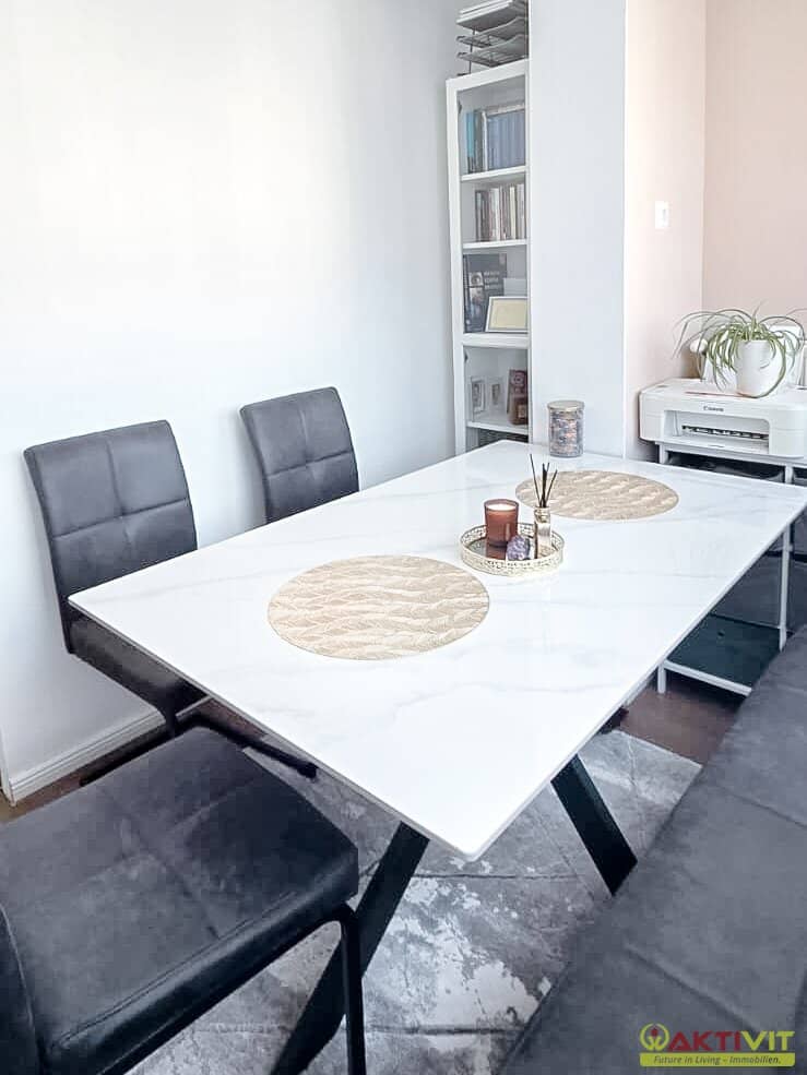 Modern 3-room apartment on the 8th floor. With parking space and distant view