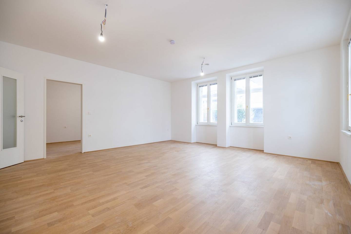 Wiener Neustadt two room apartment on the ground floor care possible
