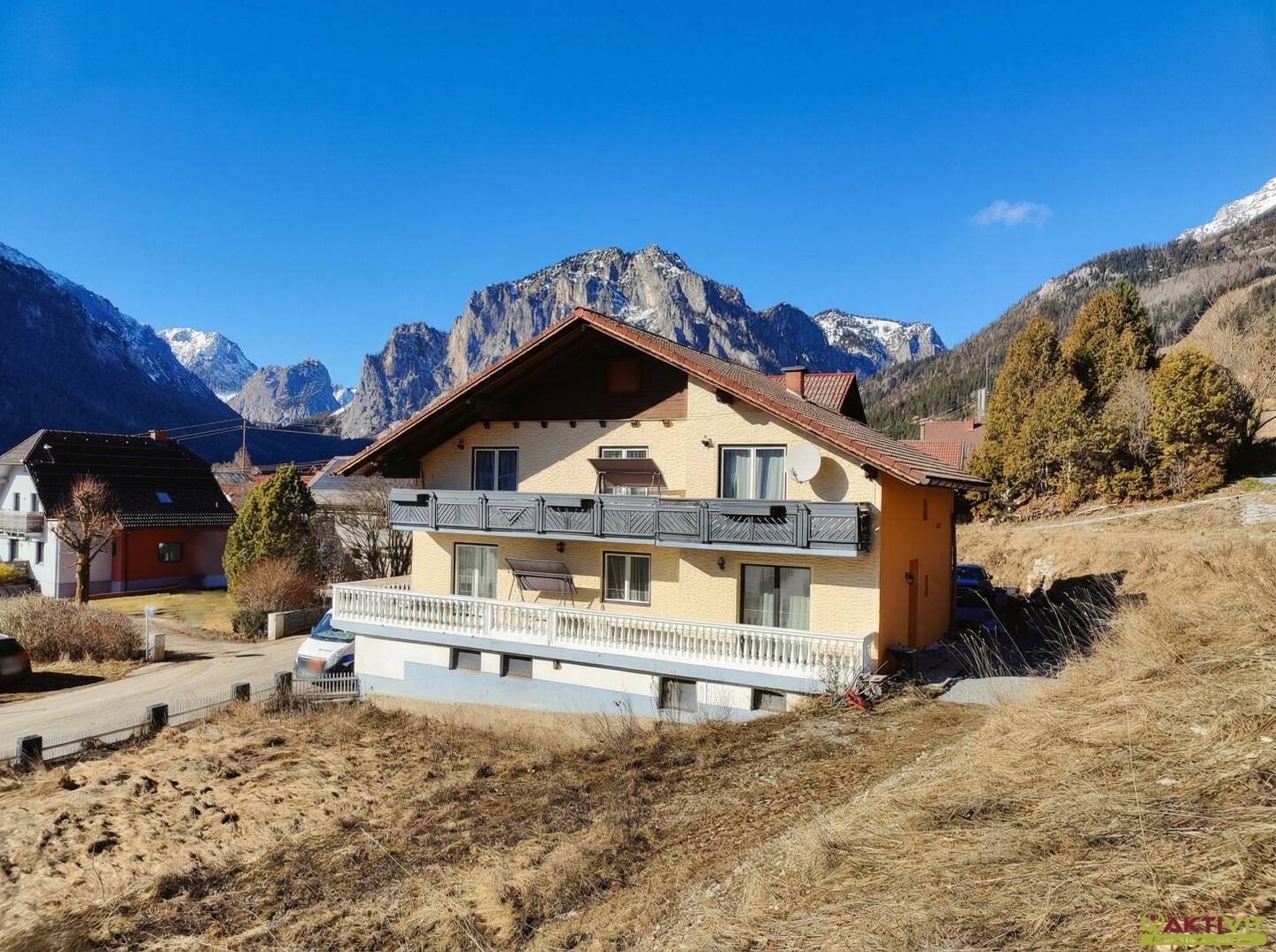 Move-in ready guest house in Tragöß-Oberort with complete furnishing